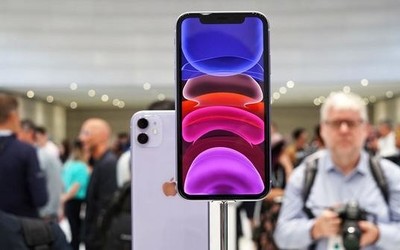 iPhone11成蘋果最暢銷機(jī)型 網(wǎng)友：新款iPhone SE呢？